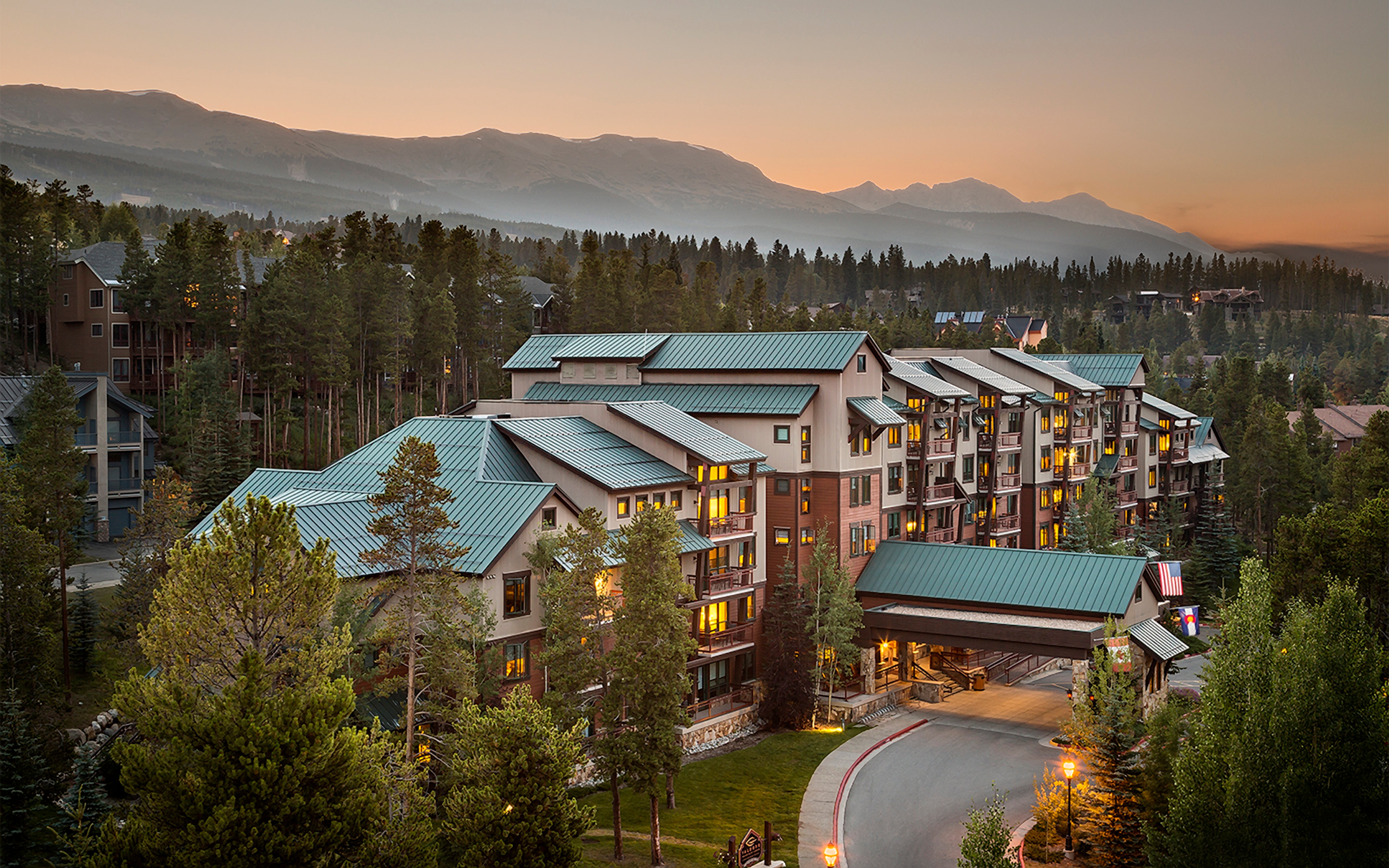 Image Valdoro Mountain Lodge linking to the Checking In page
