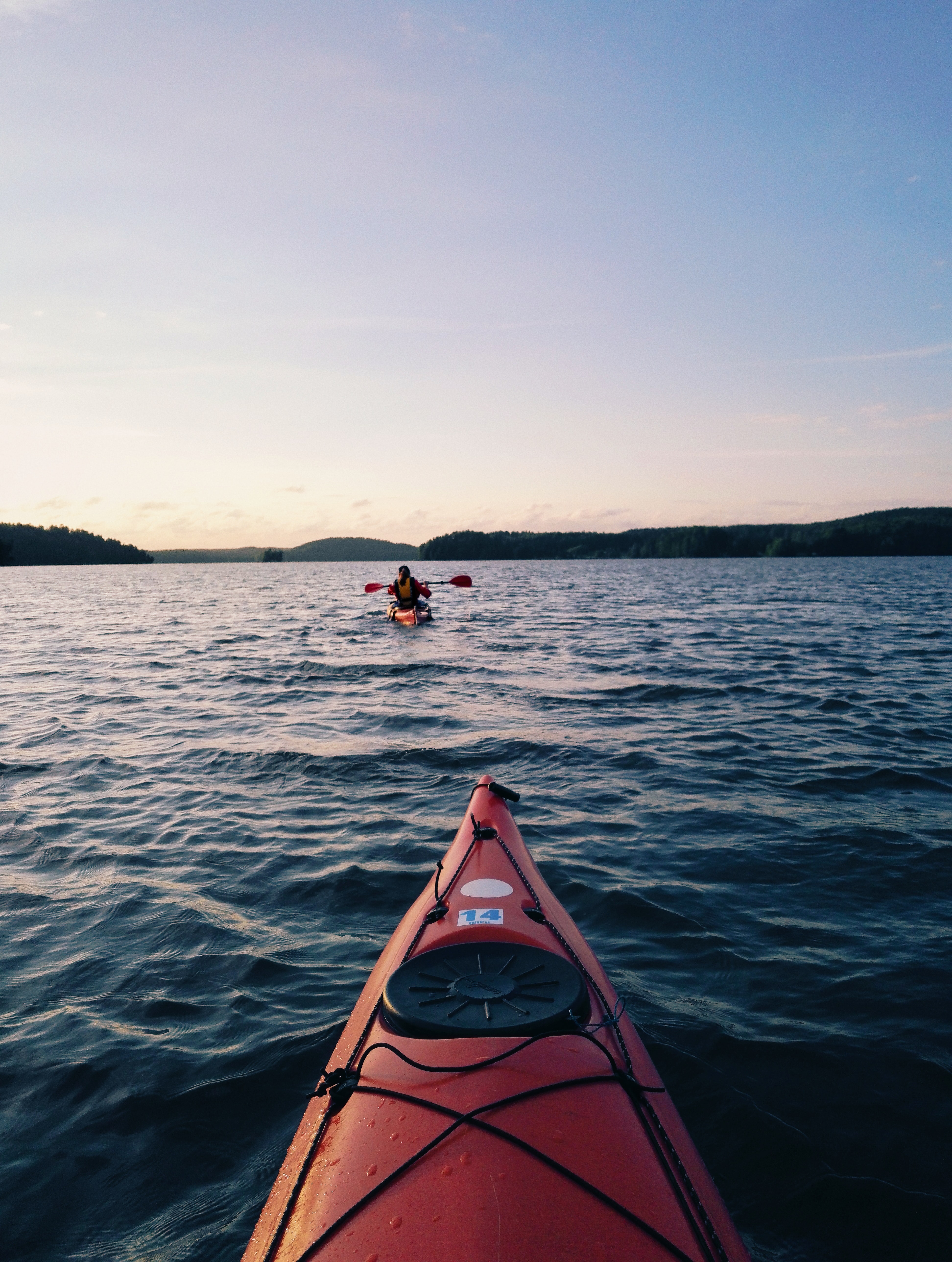 Image of a sea kayak linking to the ClubPartner Perks page